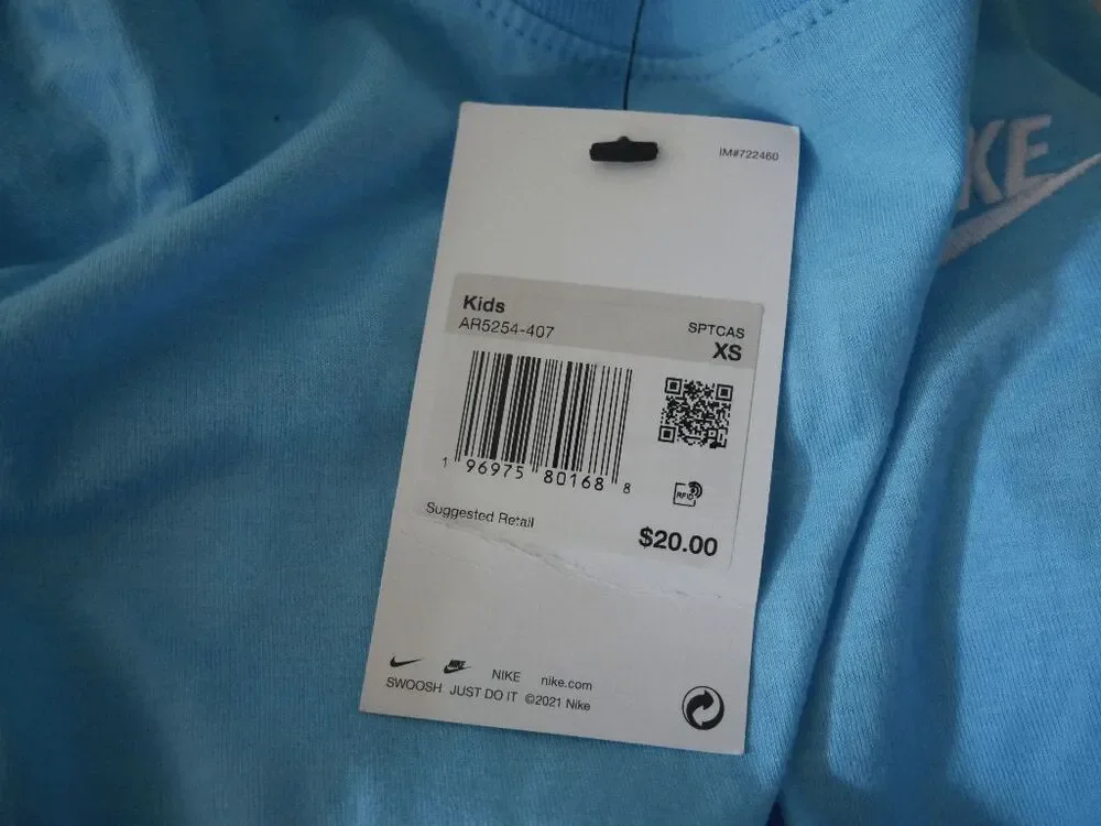 Nike Youth Boys Light Blue Graphic T-Shirt Size XS Short Sleeve Athletic Tee